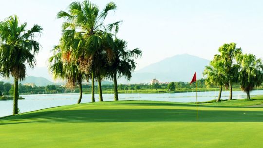 Hanoi Golf Package & Ha Long Bay Cruise 6 Days