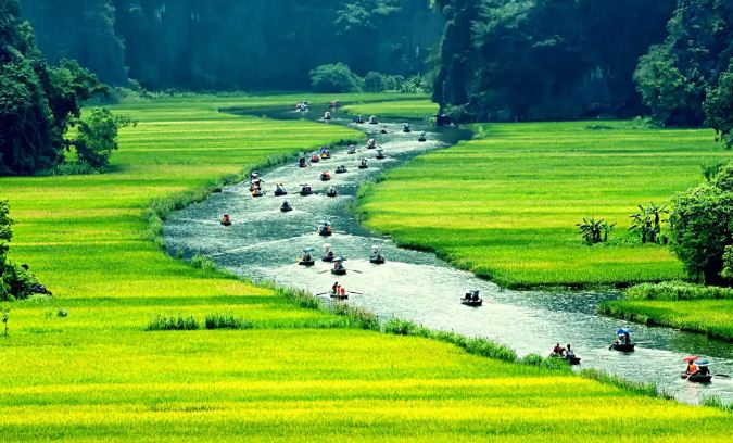 Tam Coc Bich Dong - the complex of poetic scenic spots of Ninh Binh province